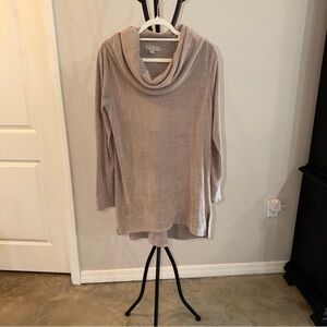 Barefoot Dream - Cozy Women's Cowl Neck Sweater - Beige